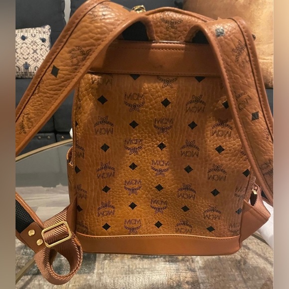 MCM Stark 32 Visetos Backpack - Picture 14 of 14